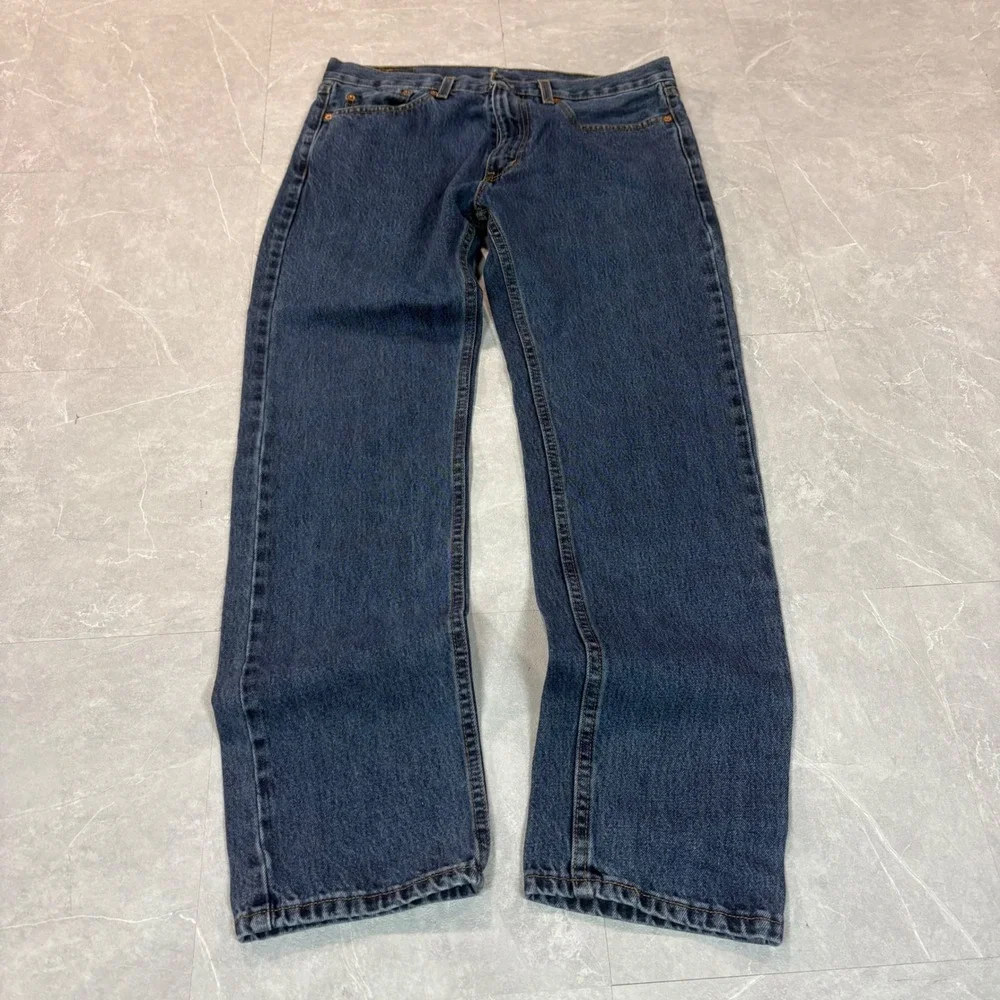 Levis 505 Regular Fit Straight Leg Jeans Mens 33x32 Medium Wash Blue Denim 3090